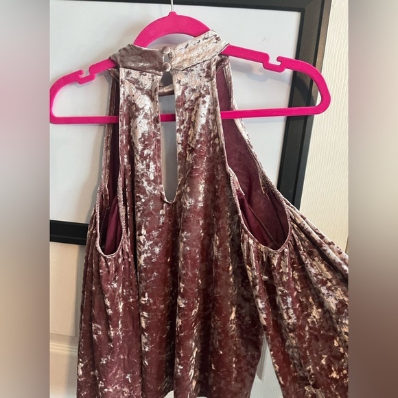 American Eagle Outfitters Velvet Off The Shoulder Cutout Top - Picture 6 of 7